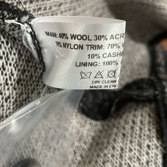 Blarney Woollen Mills Maggi Wool Cape Gray Black - O/S - NWOT - $298.00 - Picture 8 of 16